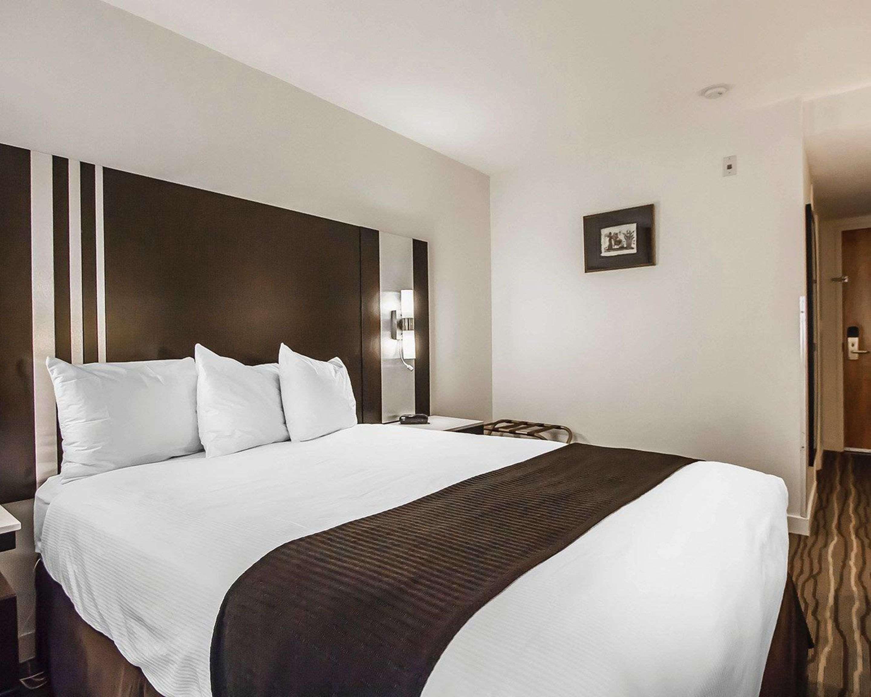 Quality Hotel Airport South Richmond Exterior foto